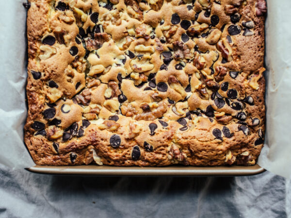 Choco Chip Butter Cake