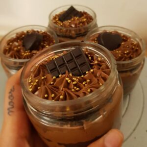 Chocolate Jar Cake per jar
