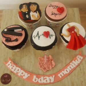 Personalized Fondant Cupcake