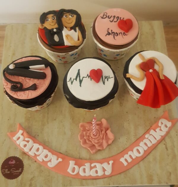 Personalized Fondant Cupcake