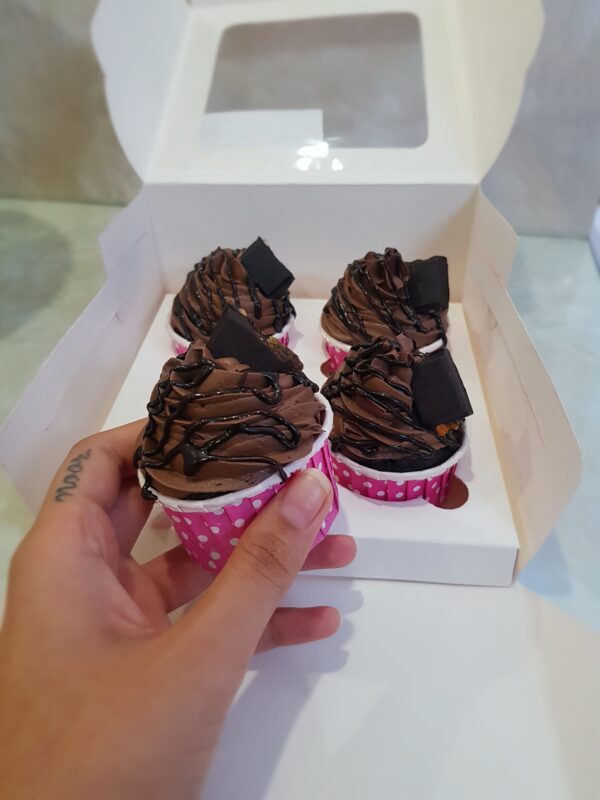 Choco Drizzle Cupcake (Set of 4)