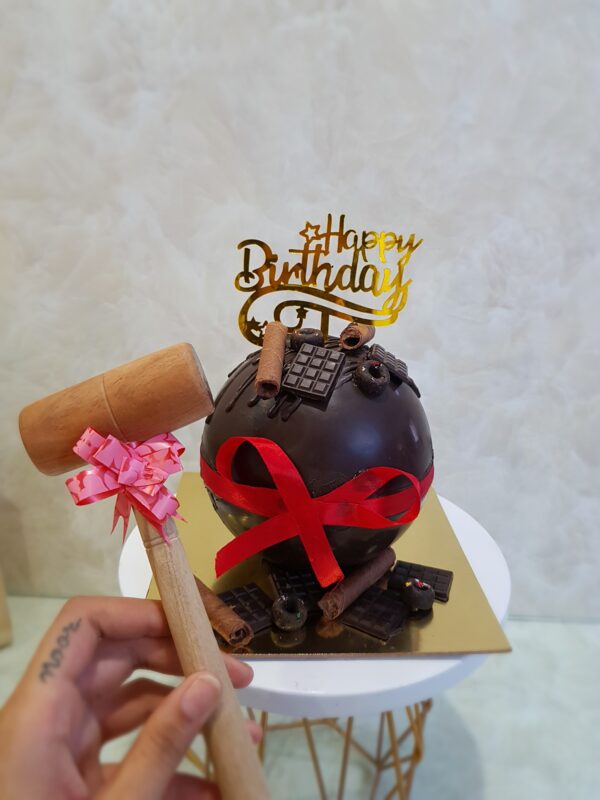 Chocolate Smash Ball Cake