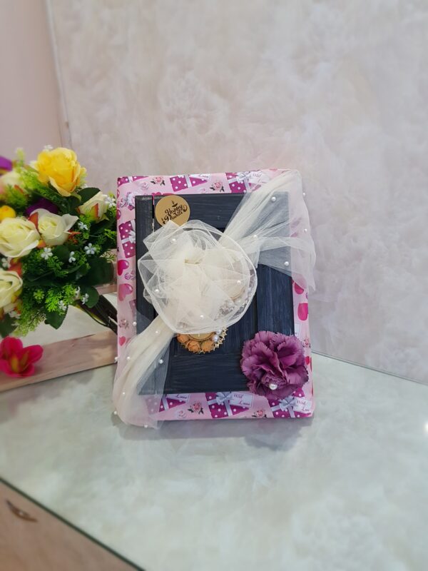 Elegant Gift-Wrapped Wedding Cake