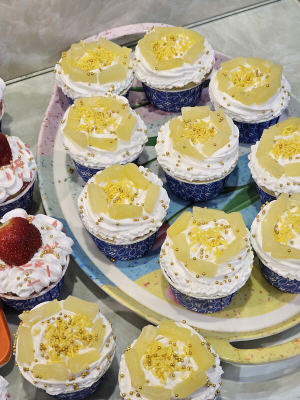 Pineapple Cupcakes